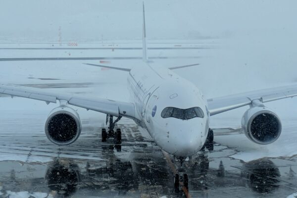 ユナイテッド航空マイルの欠航対応-新千歳空港で大雪に被災